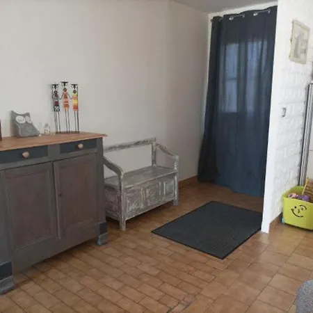 Maison *
